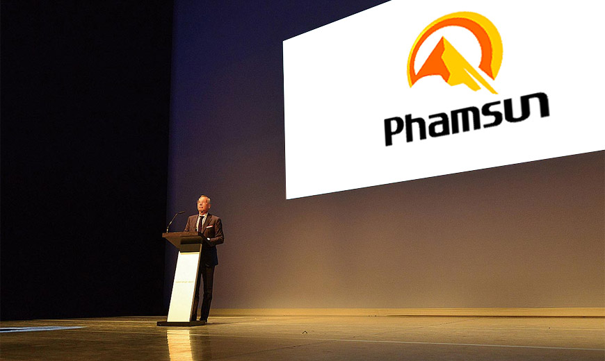 vi系統(tǒng)-成都桓誠進出口貿易公司商標設計在演講臺背景板的應用