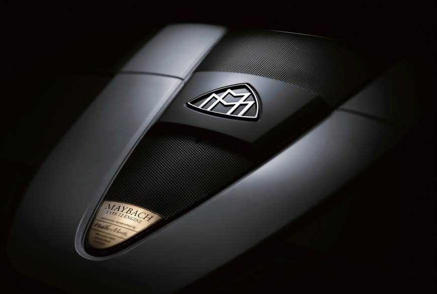 邁巴赫標(biāo)志圖片，邁巴赫汽車標(biāo)志設(shè)計理念-2